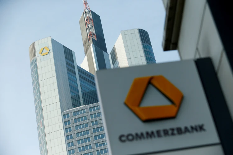 Wie Kann Die Commerzbank In Notsituationen Helfen?