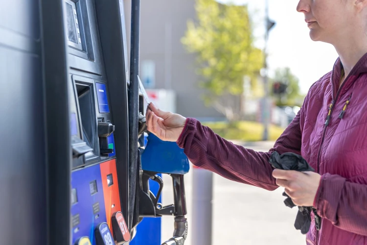 Warum Eine Sim Karte An Der Tankstelle Kaufen?